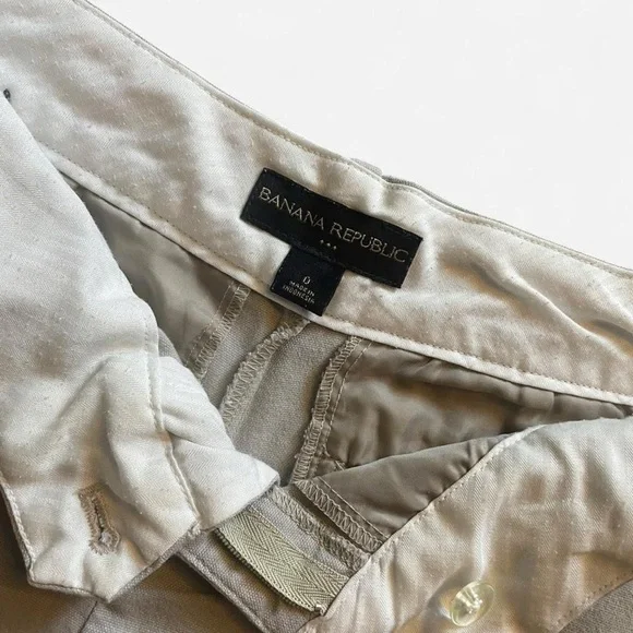 Banana Republic Light Cream Low-Rise Button-Tab Mini Shorts - Picture 2 of 4